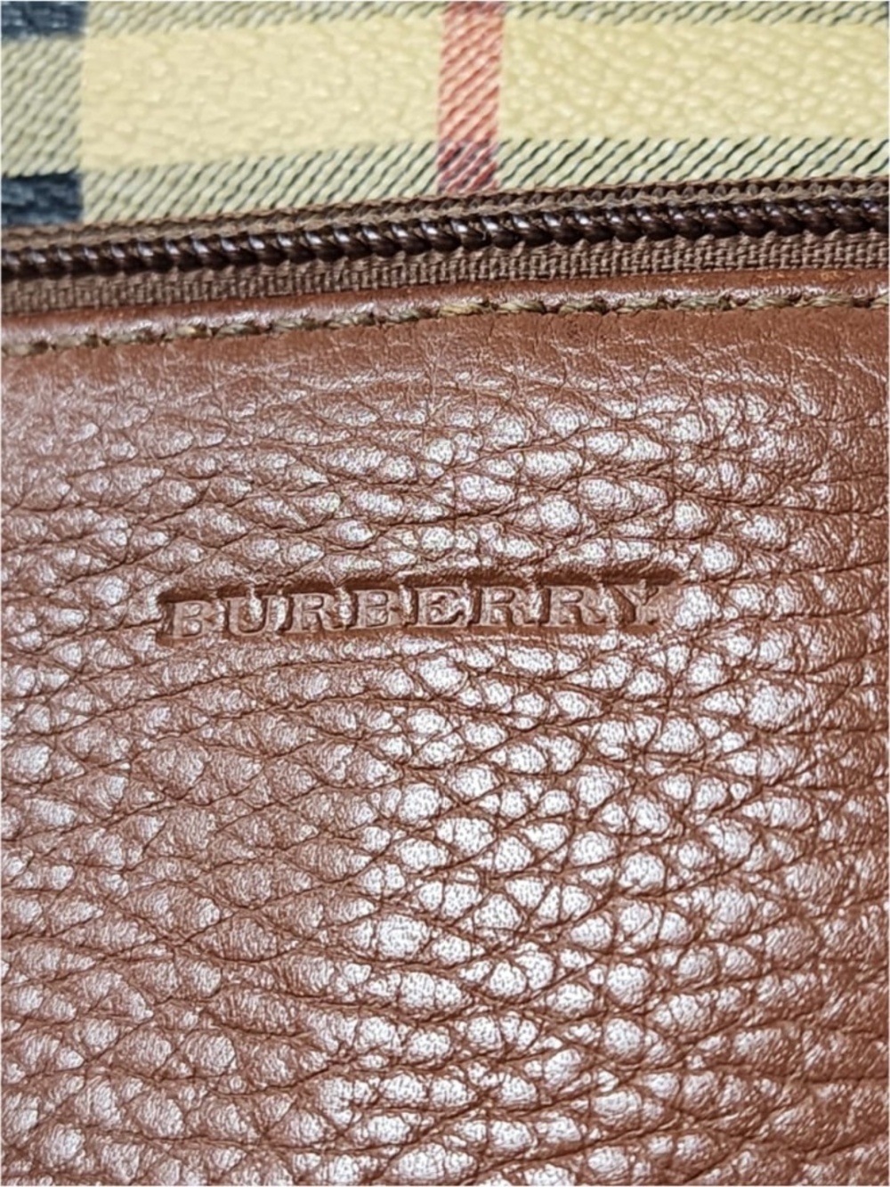 Authentic Burberry Vintage Haymarket Check Pebbled Messenger Bag Brown/Beige - Picture 8 of 14